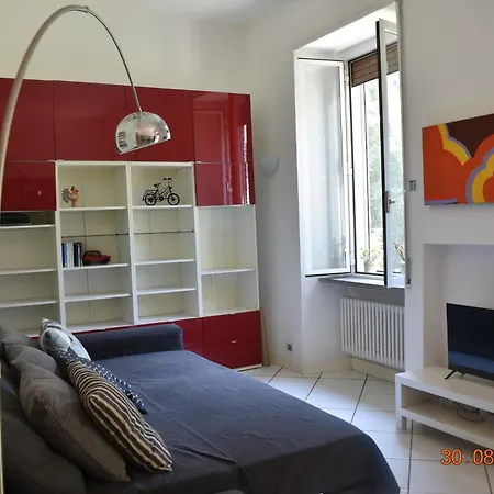 Trastevere St. Garden House Roma
