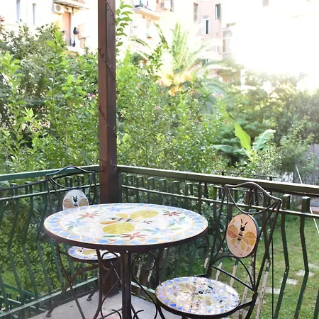 Trastevere St. Garden House * Roma